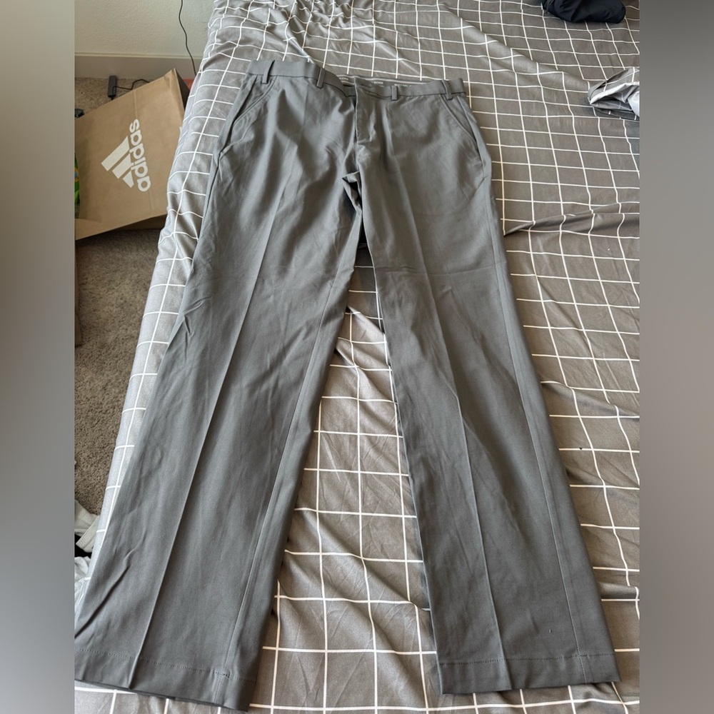 Men’s Michael Kors dress pants. Size 36x32